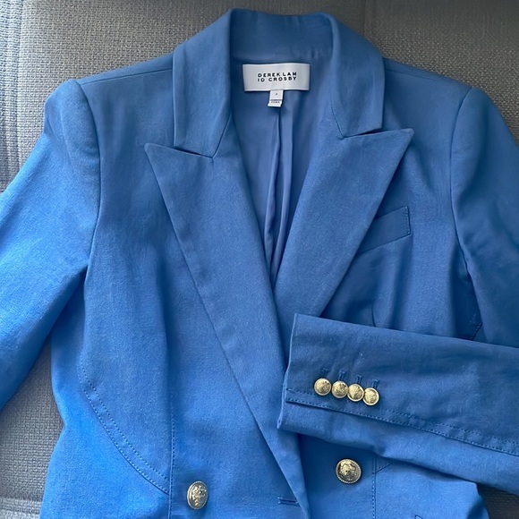 Blazer - Picture 6 of 6